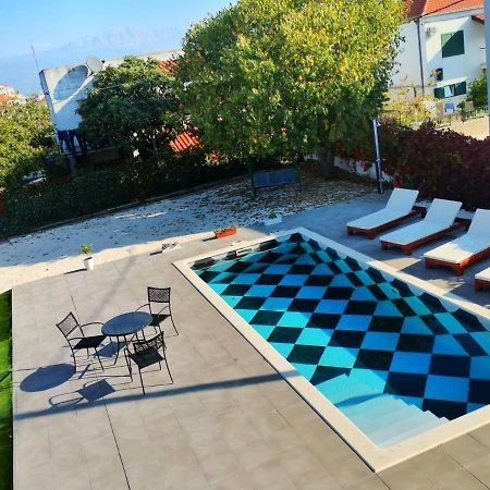 Holiday Home Nino With Amazing Swimming Pool Slatine Ngoại thất bức ảnh