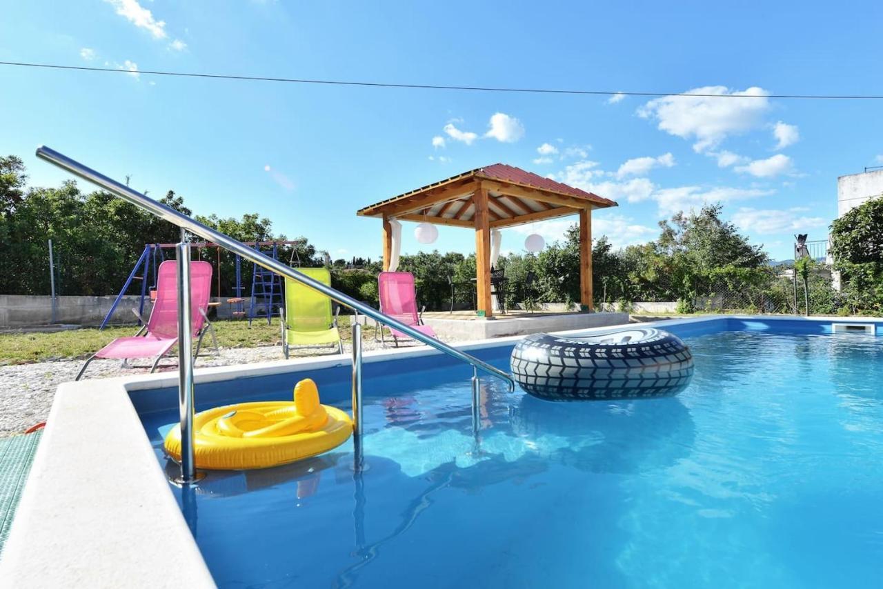 Holiday Home Nino With Amazing Swimming Pool Slatine Ngoại thất bức ảnh
