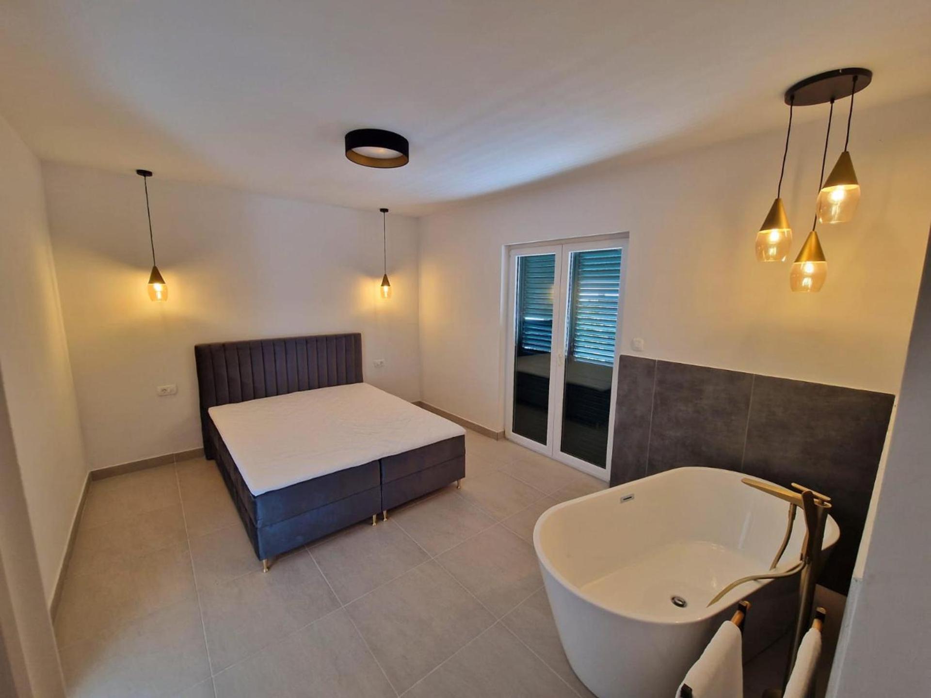 Holiday Home Nino With Amazing Swimming Pool Slatine Ngoại thất bức ảnh